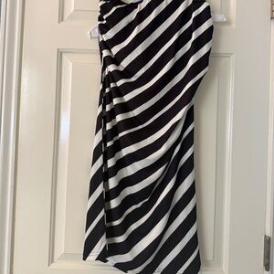 Strapless striped dress